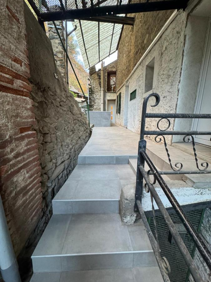 Charmant Grand Appartement Serdinya Exteriér fotografie
